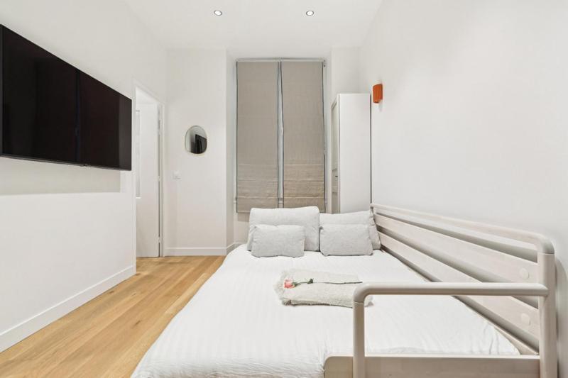 Lavie Maison Ac And Hot Tub Close Arc De Triomphe Appartement *